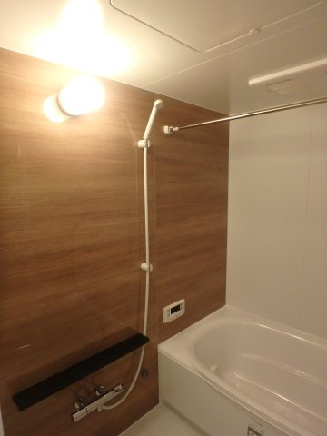 芦屋ハイタウンの浴室