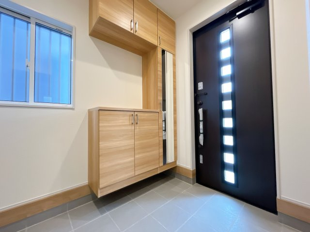 深谷市上柴町西5丁目　新築戸建　の玄関