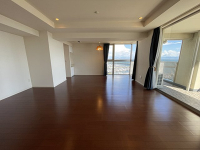 【居間・リビング】 | 西宮マリナパークシティ・港のまちハーバーヴィラ南棟