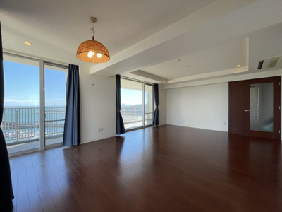 【居間・リビング】 | 西宮マリナパークシティ・港のまちハーバーヴィラ南棟