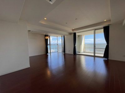 【居間・リビング】 | 西宮マリナパークシティ・港のまちハーバーヴィラ南棟