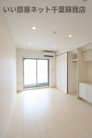 リブリ・MYU市原の洋室|ゆったりした洋室です