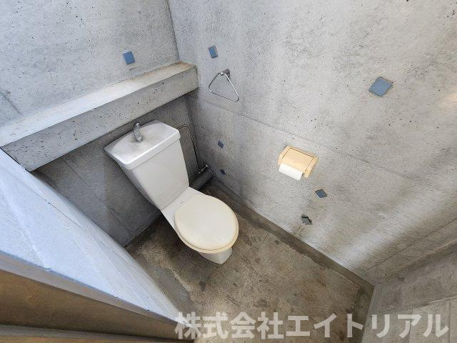 刈谷市東境町　貸店舗の内装|2階