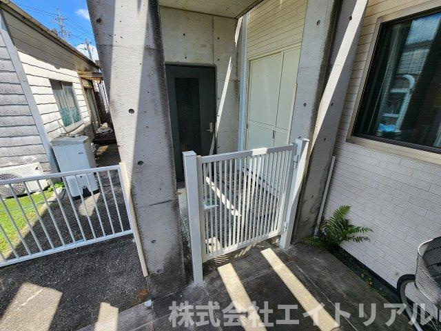 刈谷市東境町　貸店舗の外観