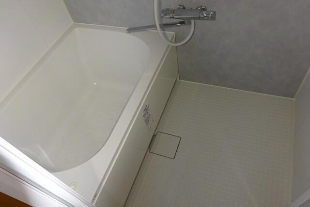 【浴室】 | 大森デザイナーズ・スペース | きれいなお風呂です