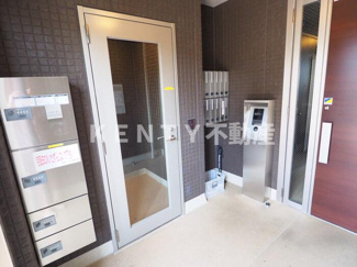 【エントランス】 | 毎日通るエントランスはこのようになっています