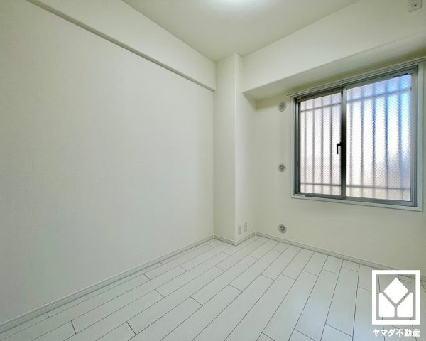 アドリーム伏見向島の寝室