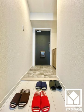 アドリーム伏見向島の玄関