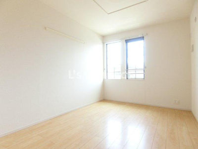 【その他】 | グランヴェールＢ | オールフローリングの２ＬＤＫ。