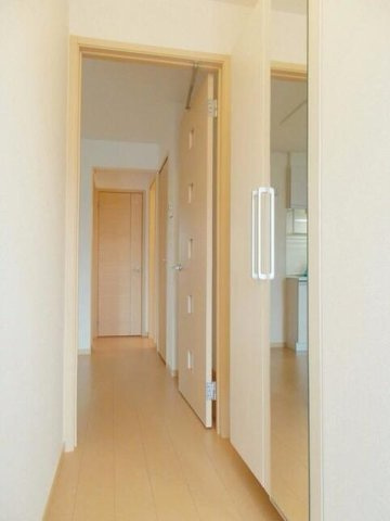 フェニックス・メモリー　Ｅの玄関