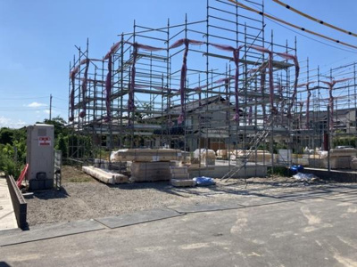 【前面道路含む現地写真】 | 富岡市下高瀬 2号棟