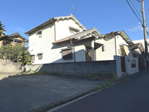 【前面道路含む現地写真】