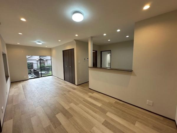 【居間・リビング】