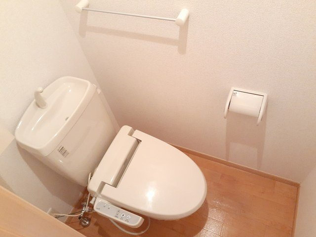 ウィスティリアのトイレ|ゆったりとした空間のトイレです