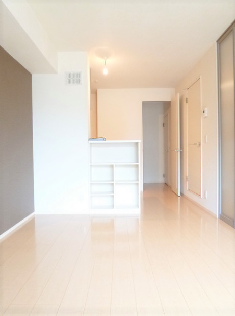 オリーヴァ東合川の居間・リビング|ゆったりとした居間です