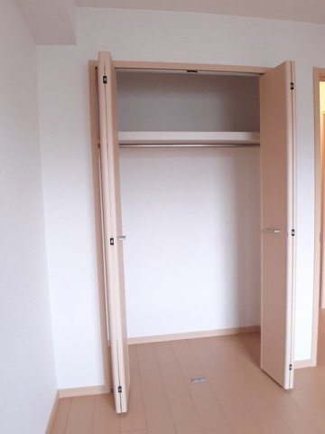 クレードルの収納|大きなものも収納できそうです