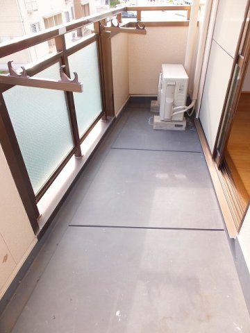 ファミール大橋のバルコニー