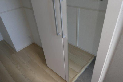 【内装】 | リジョイス井尻野B | シューズボックス