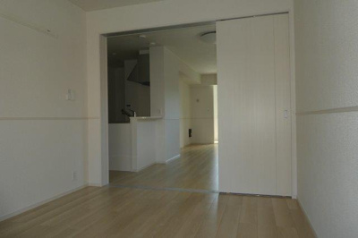 【洋室】 | リジョイス井尻野B