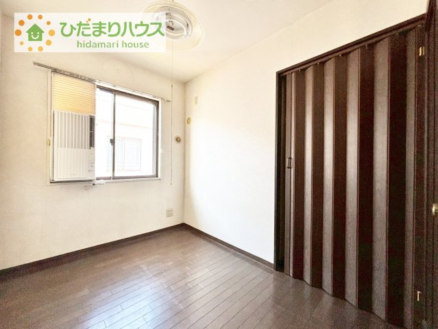 【洋室】 | ウッドパーク四季の丘ウエスト | お掃除しやすく、清潔感を保てるのでダニも発生しにくいフローリング♪