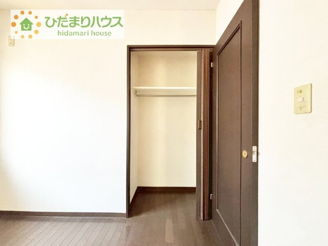 【収納】 | ウッドパーク四季の丘ウエスト | ハンガーパイプ付でお洋服の出し入れもラクラクです！