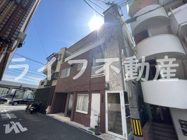 大宝レッドマンションの外観