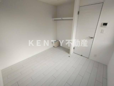 【寝室】 | ルーム馬込 | 広くて明るい寝室