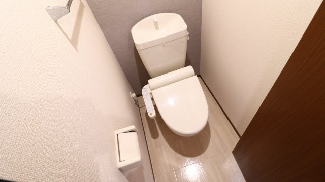 アウグーリオカーサのトイレ