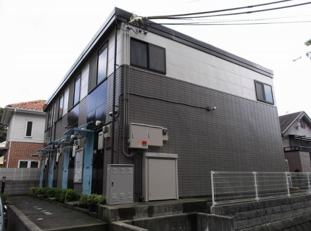 神戸市灘区長峰台１丁目のアパートの外観