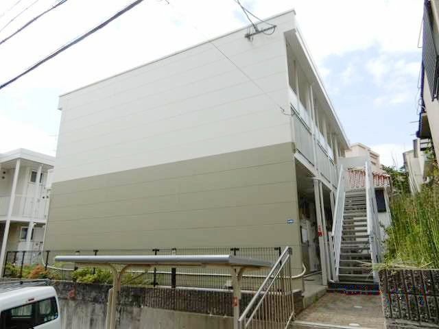 神戸市灘区青谷町４丁目のアパートの外観