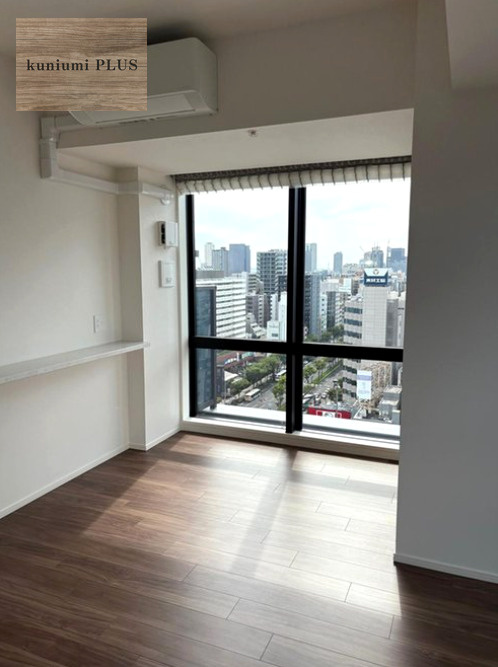 メトライズタワー大阪上本町の居間・リビング