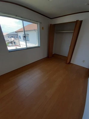 【収納】 | クレストールつつじが丘Ｂ | 十分な収納スペースがあります