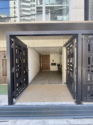 【エントランス】 | SHEWAS SQUARE