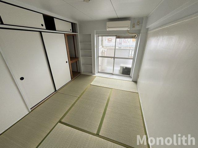 ビレッジハウス葛ノ葉6号棟の和室