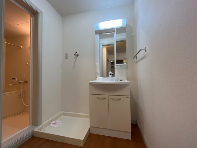 ルート３ヒルズの独立洗面台