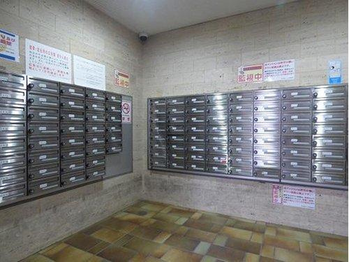 第六鶴丸ハイツのその他共用部分|メールコーナーの様子です