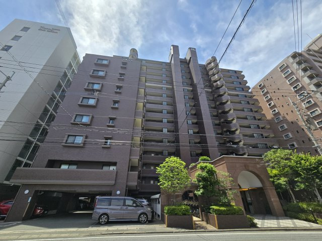 ダイアパレスグランデージ姪浜の外観