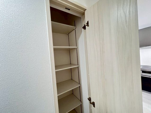 クリエオーレ原町の収納