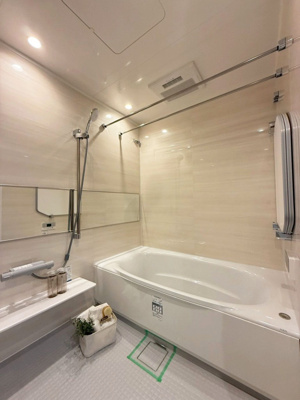 【浴室】 | THE TOKYO TOWERS SEA TOWER | 落ち着いた空間のお風呂です