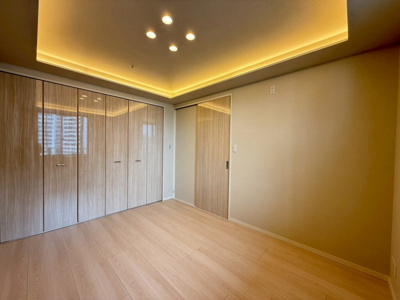 【洋室】 | THE TOKYO TOWERS SEA TOWER | きれいな洋室です