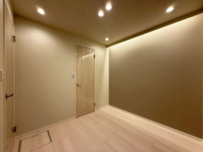 【洋室】 | THE TOKYO TOWERS SEA TOWER | ゆったりした洋室です