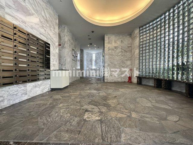 アルグラッド福島EASTのロビー