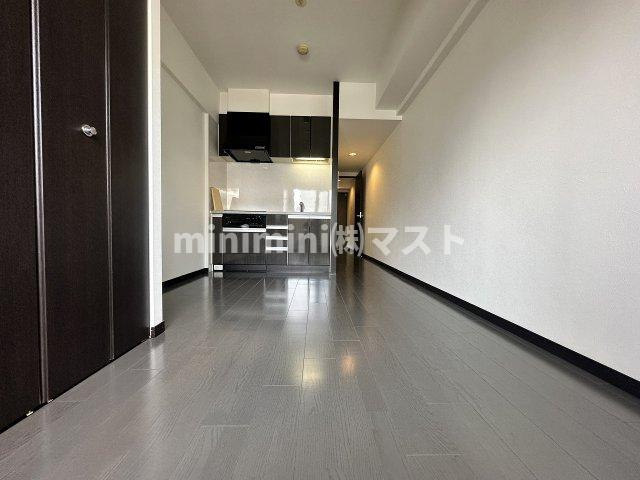 アルグラッド福島EASTの居間・リビング