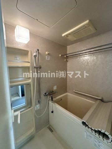 アルグラッド福島EASTの浴室