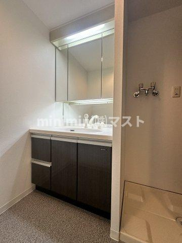 アルグラッド福島EASTの独立洗面台