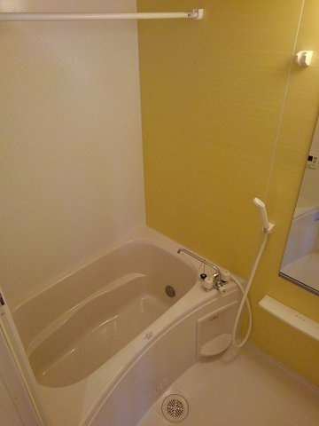 プレザンス中浜の浴室