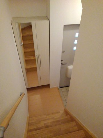 プレザンス中浜の玄関