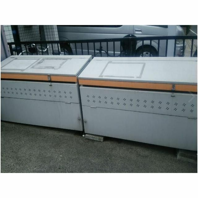 ピアッツァ新宿の外観