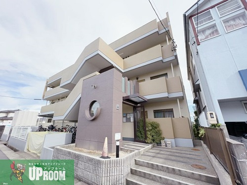 クレール横井の外観