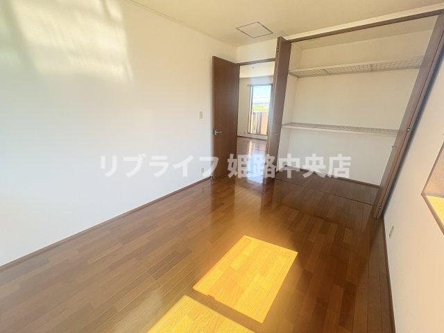 クラスティーナの洋室